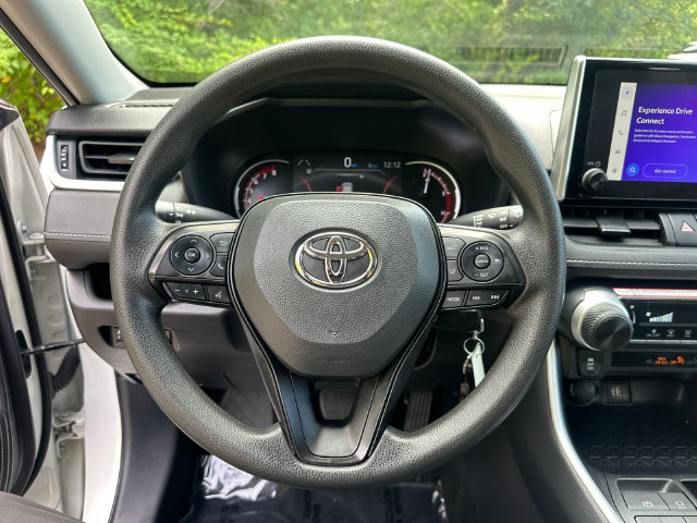 Certified 2025 Toyota RAV4 LE AWD/4WD image 38