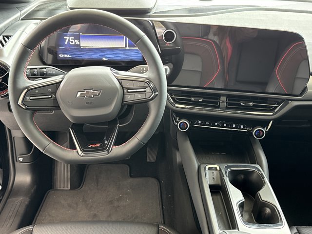 New 2025 Chevrolet Equinox EV RS w/ Convenience Package II image 6