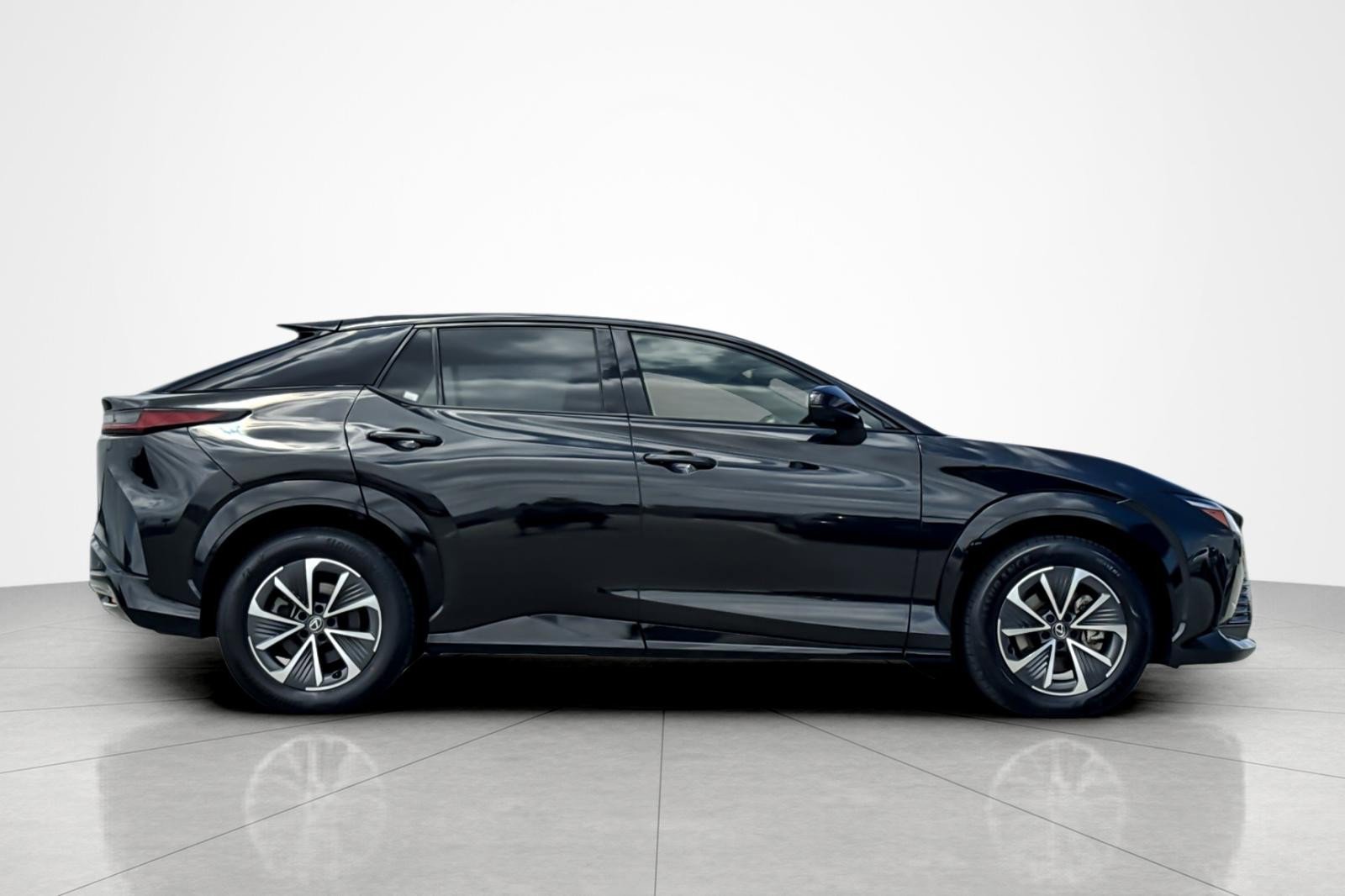 Used 2023 Lexus RZ 450e Premium w/ Cold Area Package AWD/4WD image 6