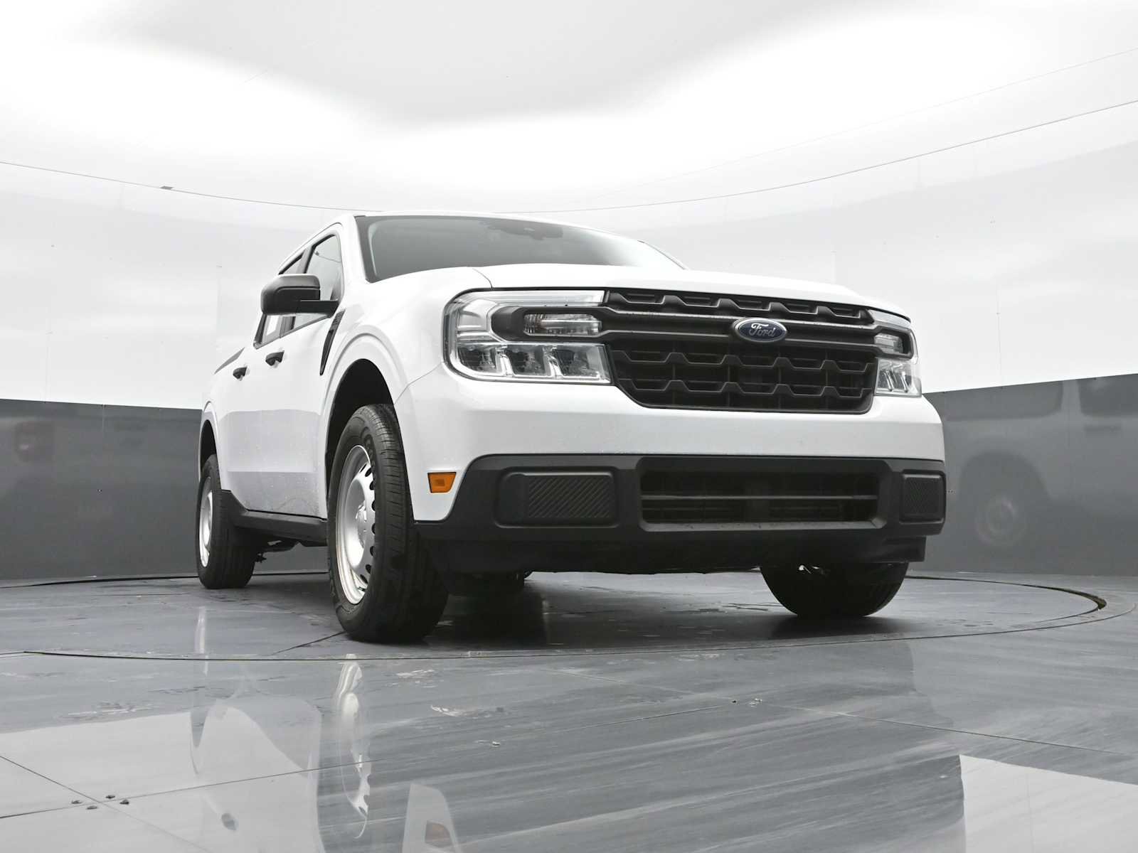 Used 2023 Ford Maverick XL image 34