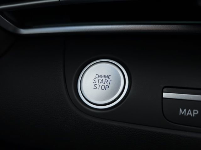 Certified 2024 Hyundai Elantra SEL w/ Convenience Package image 11