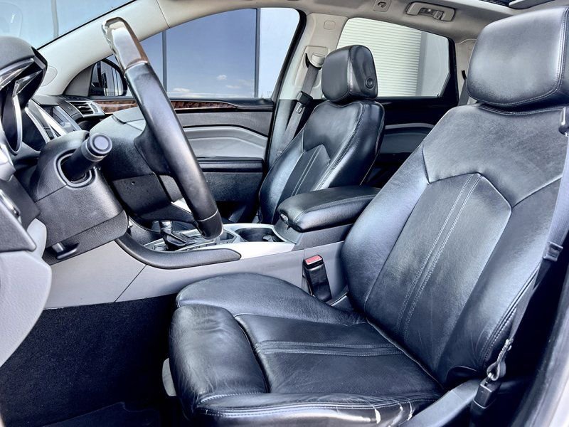 Used 2011 Cadillac SRX Premium AWD/4WD image 5