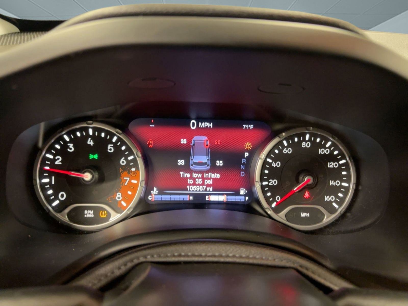 Used 2015 Jeep Renegade Trailhawk w/ Popular Equipment Group image 19