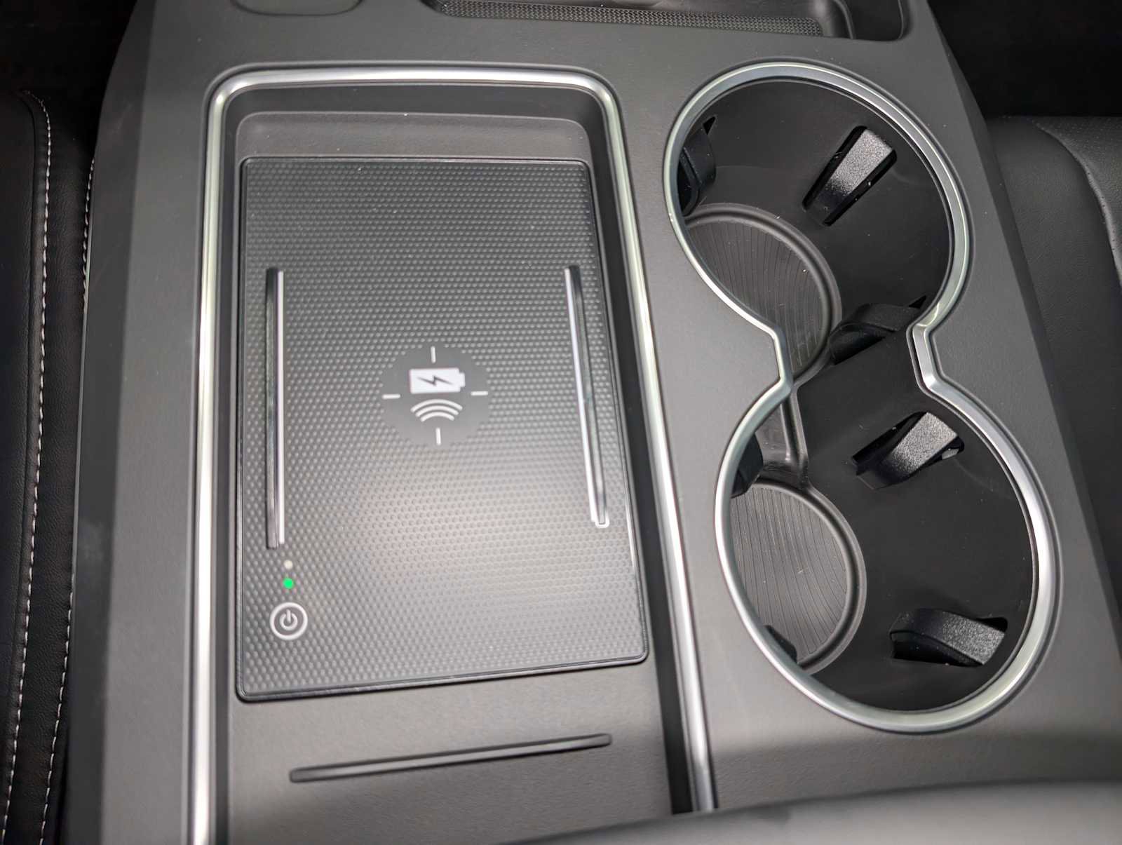 Used 2025 Acura MDX SH-AWD w/ Technology Package image 32