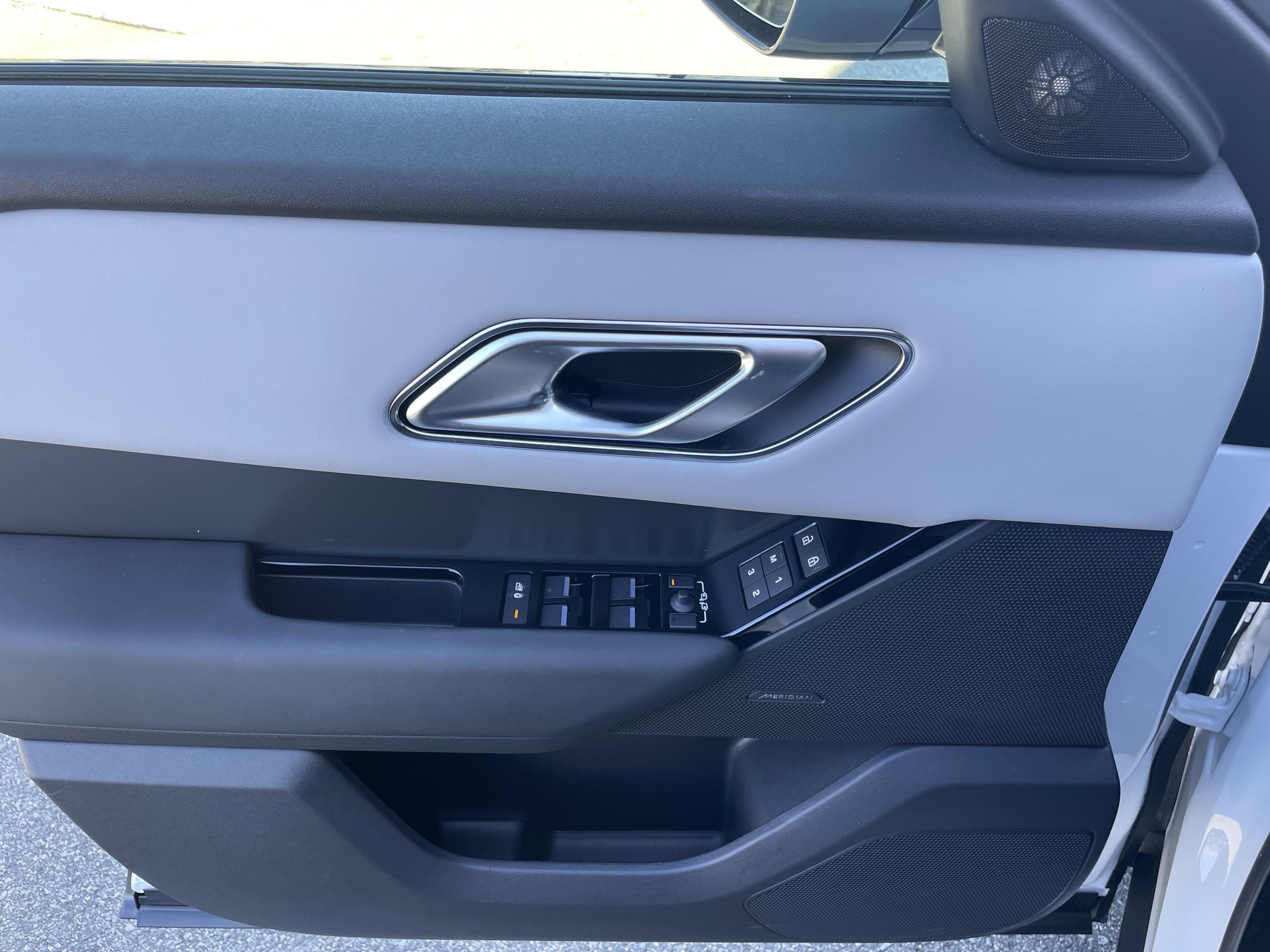New 2026 Land Rover Range Rover Velar S image 12