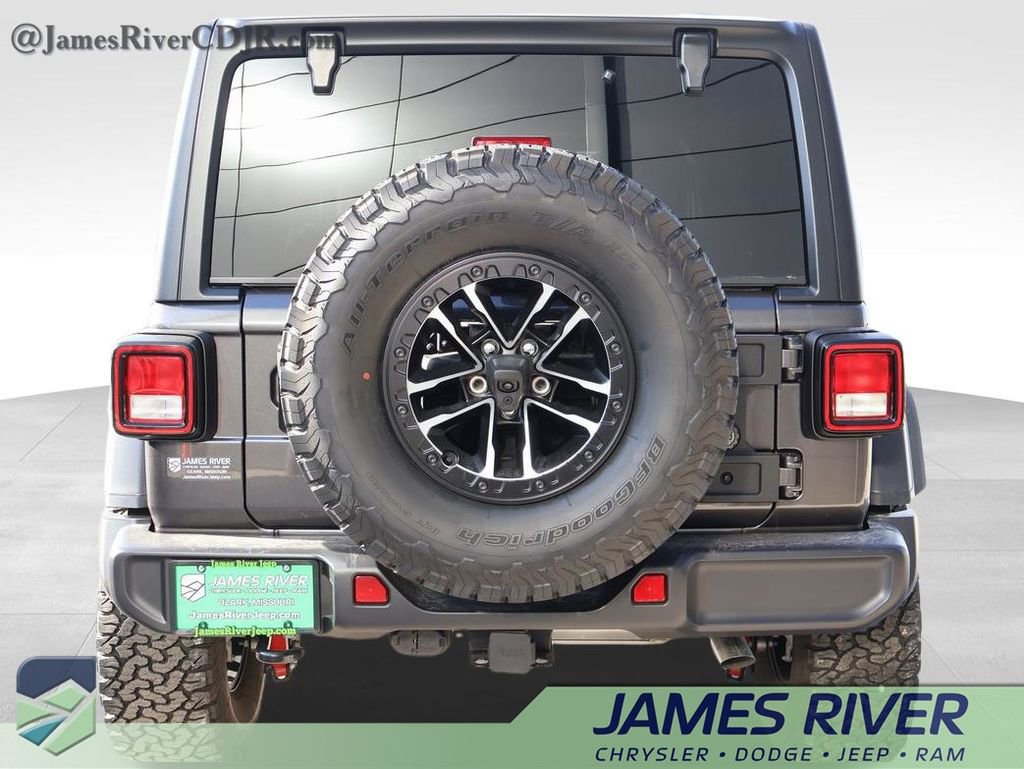 Used 2024 Jeep Wrangler Willys image 4