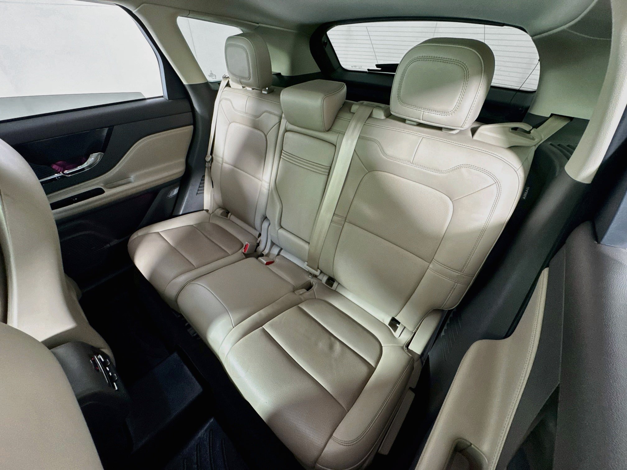 Used 2021 Lincoln Corsair AWD w/ Premium Package image 23
