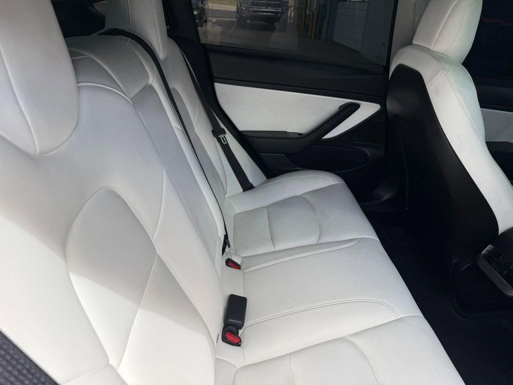 Used 2020 Tesla Model 3 Standard Range Plus image 20