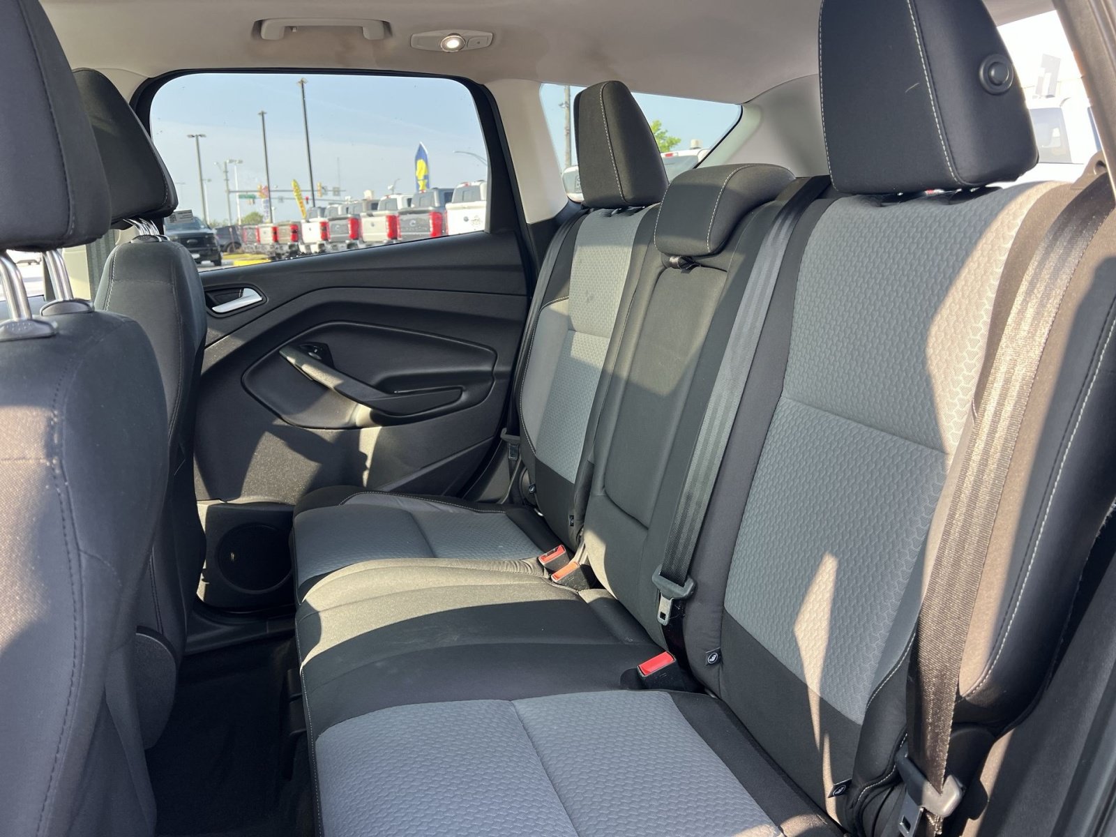 Used 2017 Ford Escape SE AWD/4WD image 32