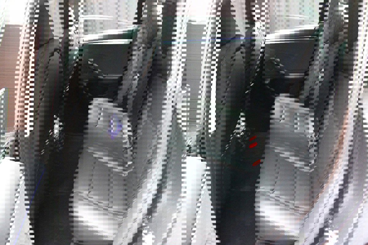 Used 2025 Tesla Model 3 Long Range image 46