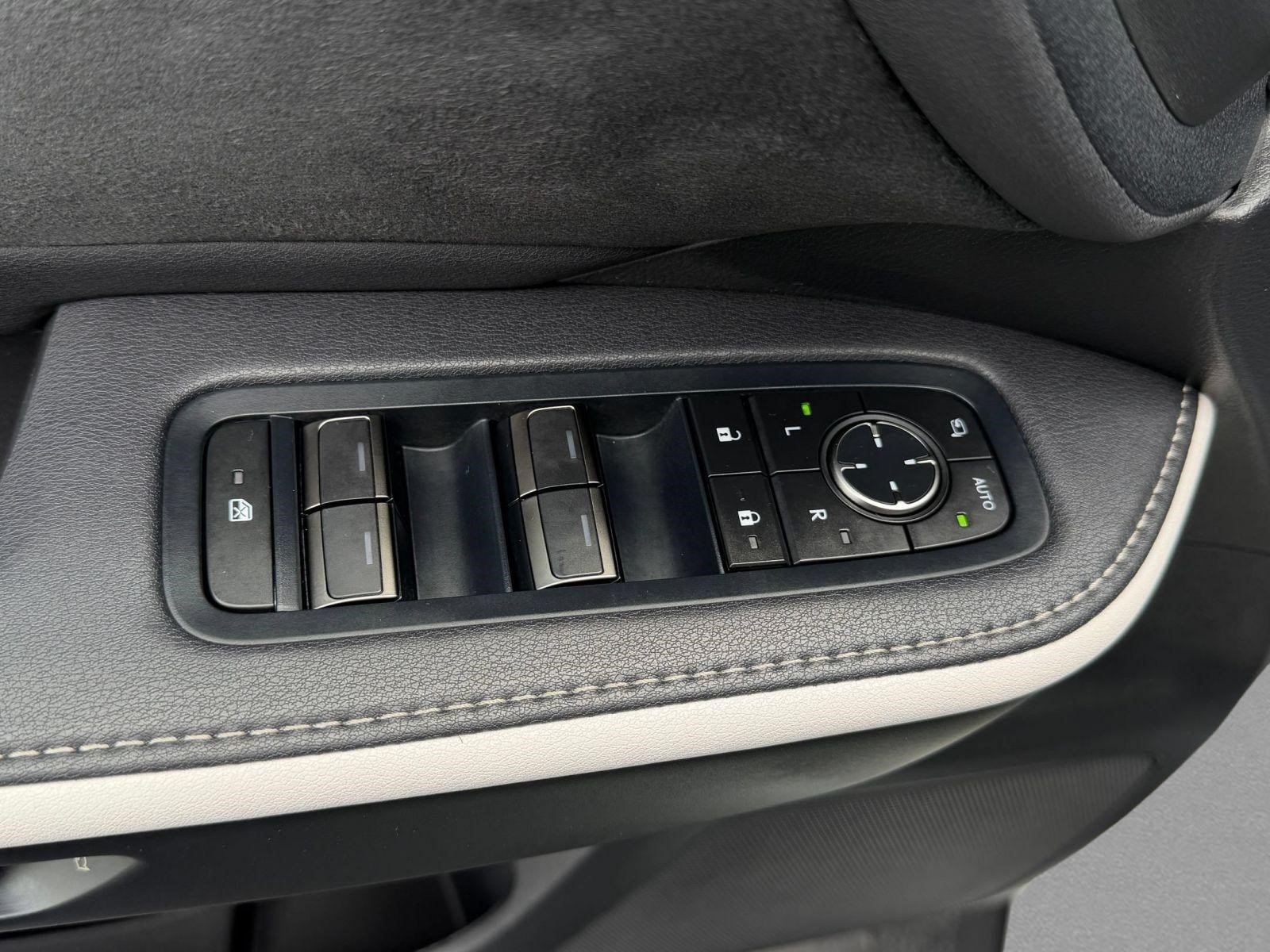 New 2026 Lexus TX 500h AWD image 21