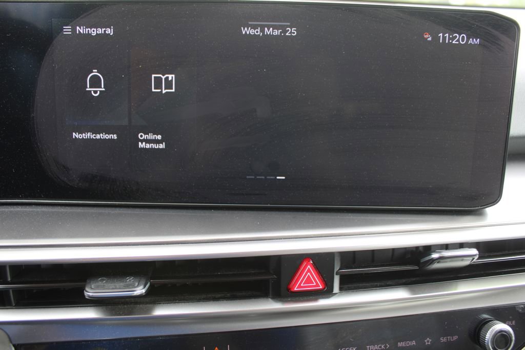 Certified 2025 Kia Sorento S w/ Panoramic Sunroof Package FWD image 47