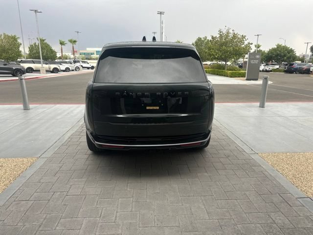 Used 2025 Land Rover Range Rover Long Wheelbase SE AWD/4WD image 6