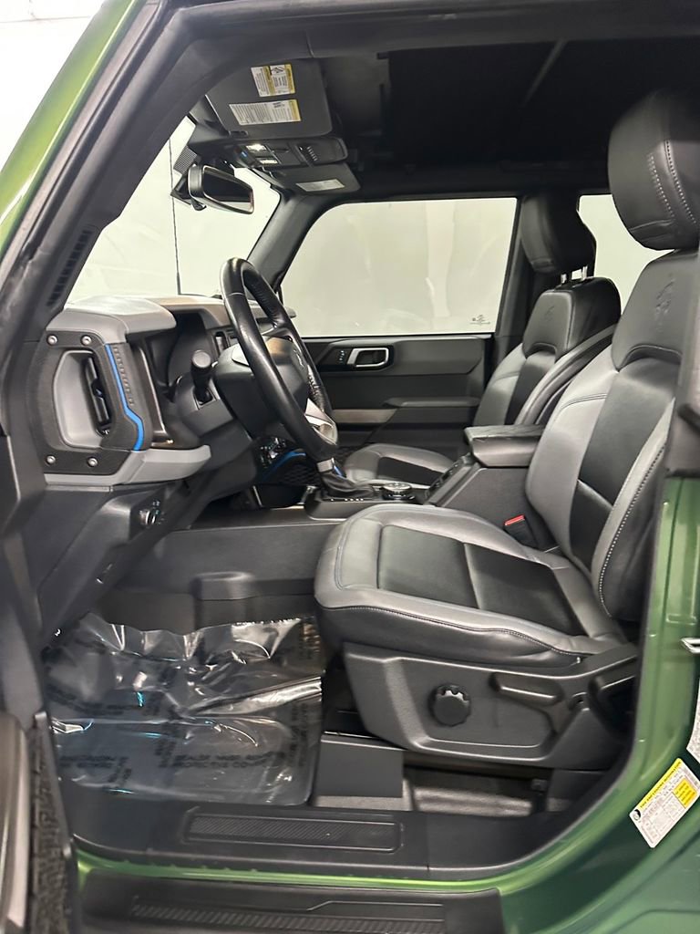 Used 2022 Ford Bronco Black Diamond image 11