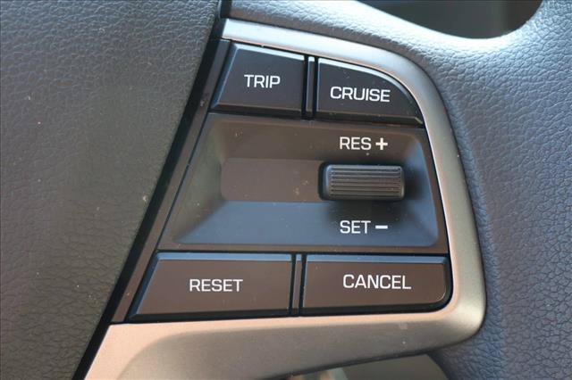 Used 2017 Hyundai Elantra SE FWD image 16