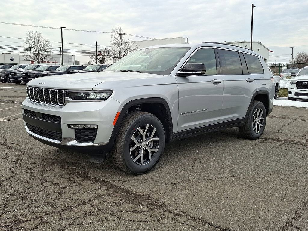 New 2025 Jeep Grand Cherokee L Limited image 5