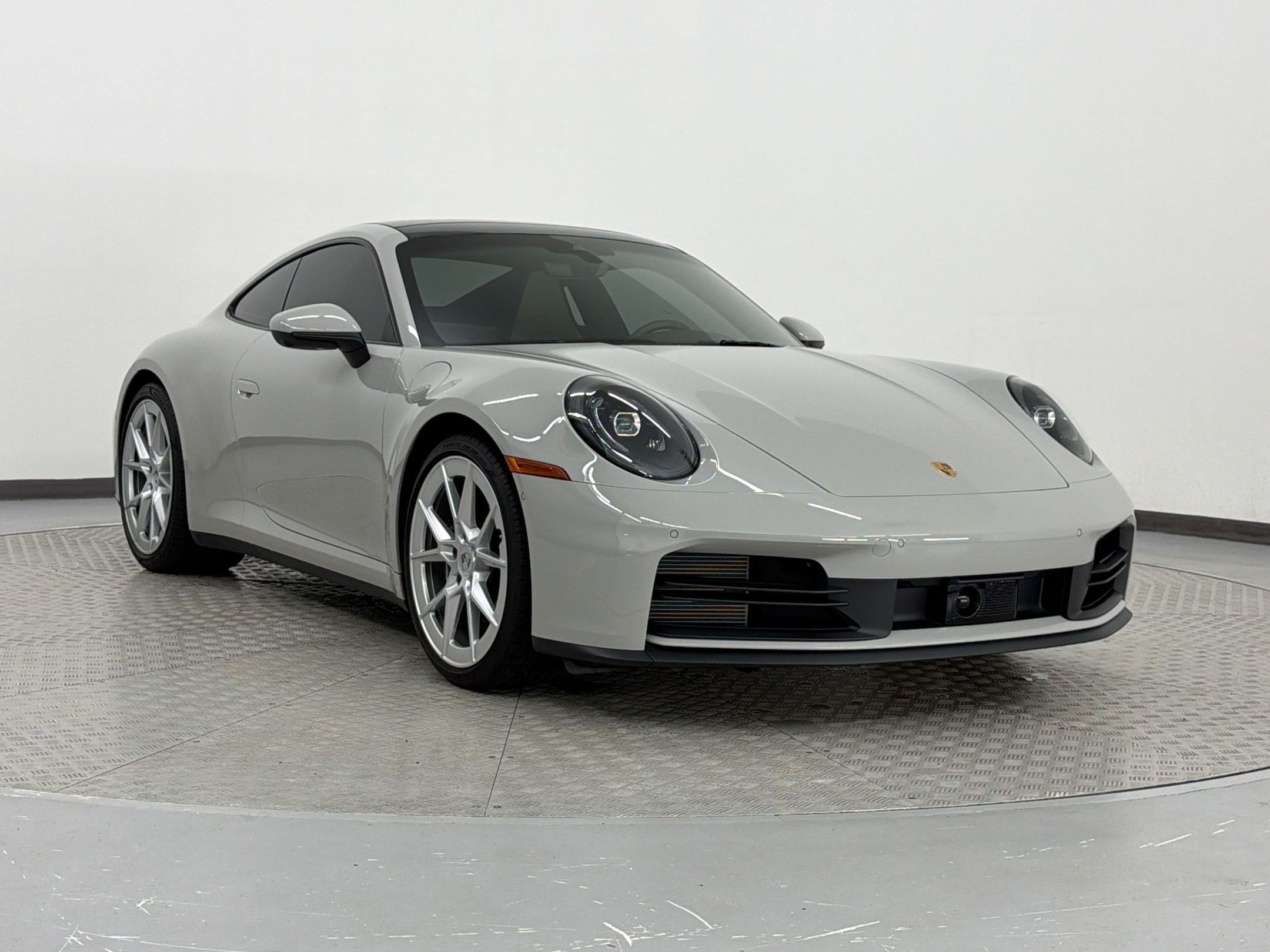 Certified 2025 Porsche 911 Carrera RWD image 7