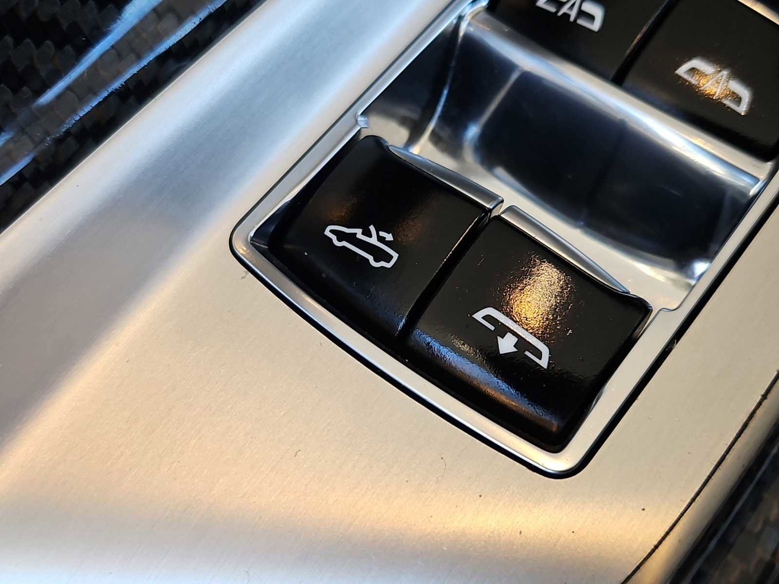 Used 2024 Chevrolet Corvette Z06 w/ Chrome Exterior Badge Package RWD image 16