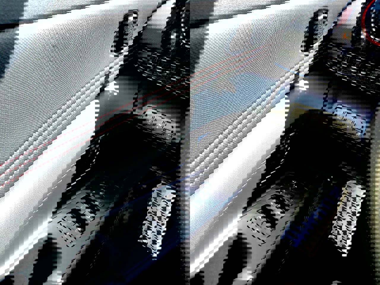 Used 2023 Hyundai Elantra N Line image 11