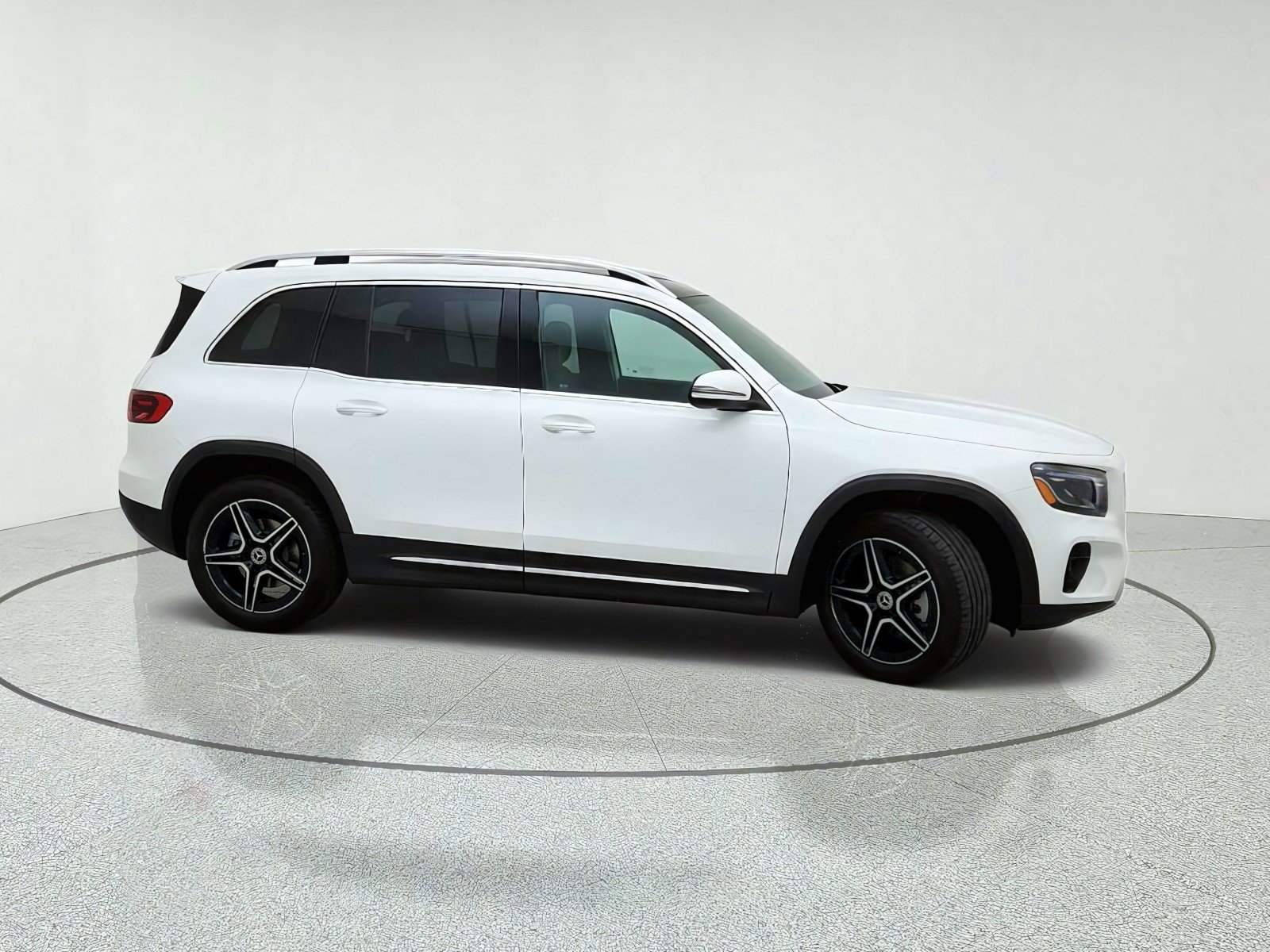 Certified 2026 Mercedes-Benz GLB 250 image 6