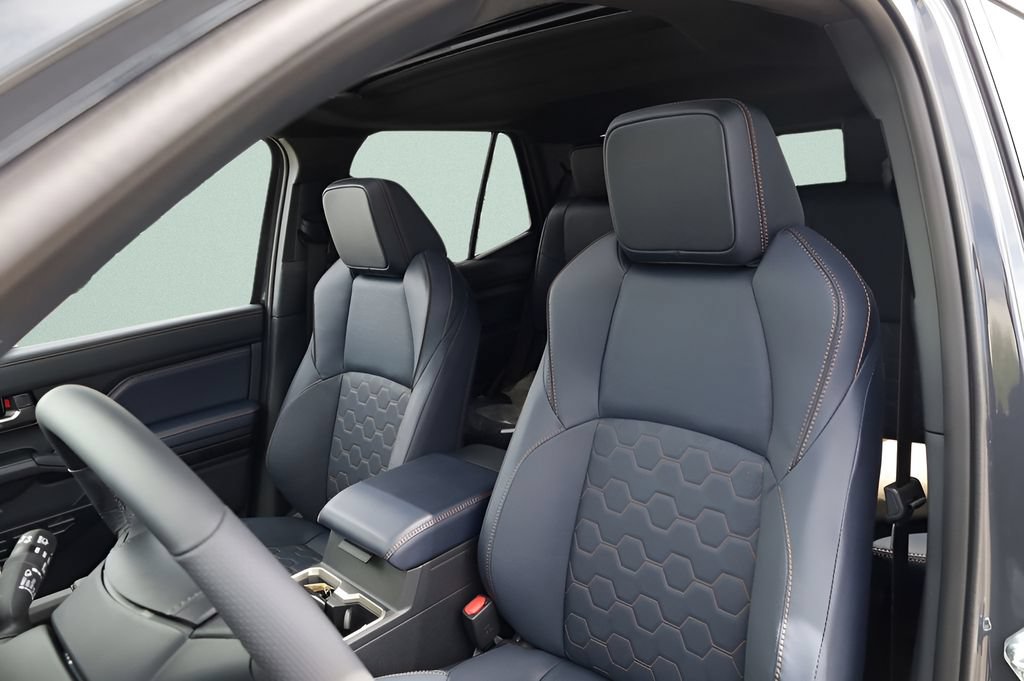 New 2026 Toyota 4Runner Platinum AWD/4WD image 8