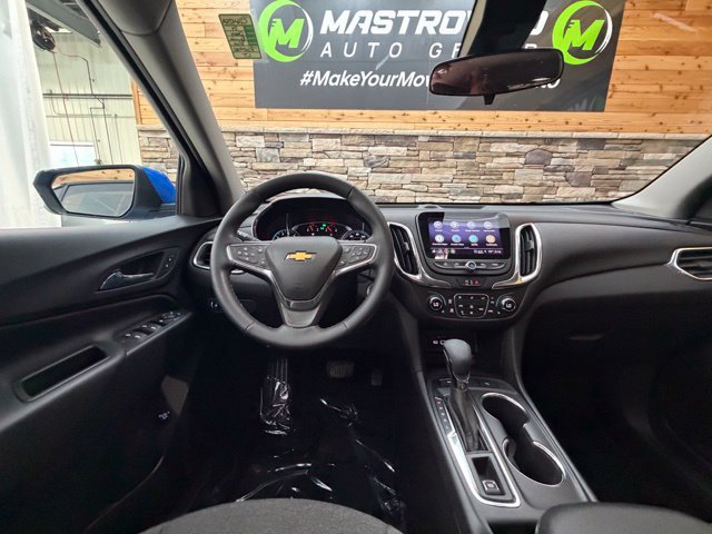 Used 2024 Chevrolet Equinox LT AWD/4WD image 17