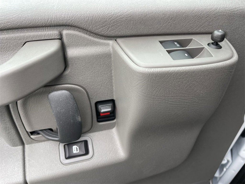 New 2025 Chevrolet Express 2500 w/ Driver Convenience Package image 8
