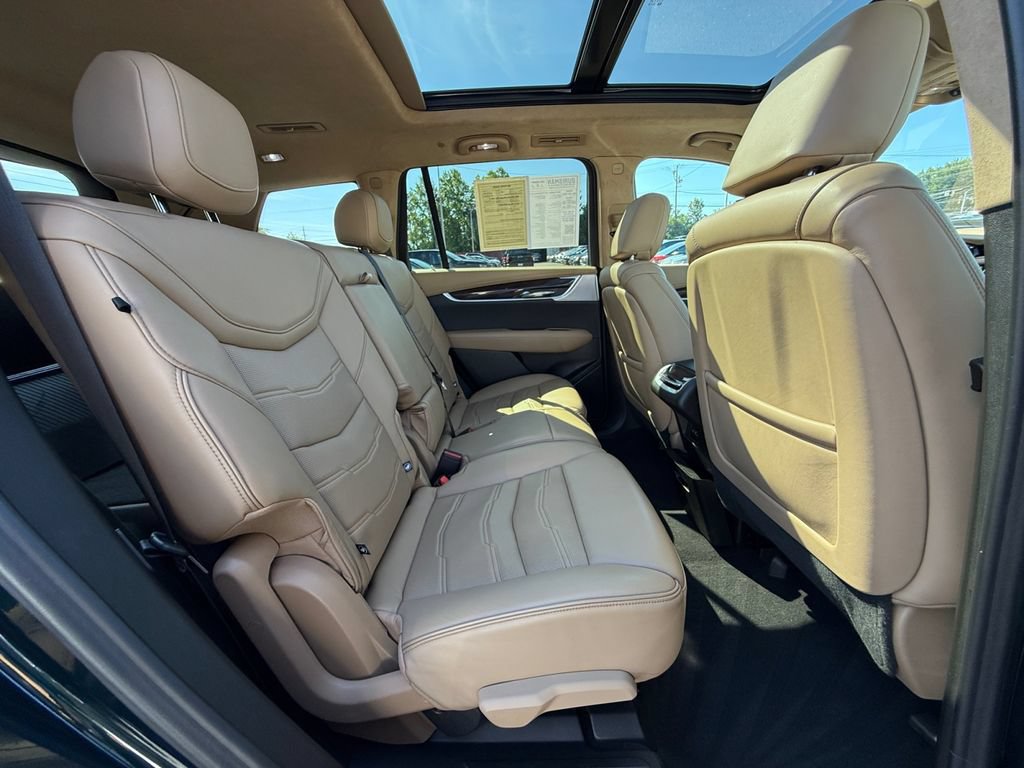 Used 2024 Cadillac XT6 Premium Luxury w/ Platinum Package FWD image 27