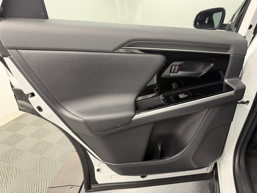 Certified 2025 Toyota bZ4X AWD w/ Weather Package image 37