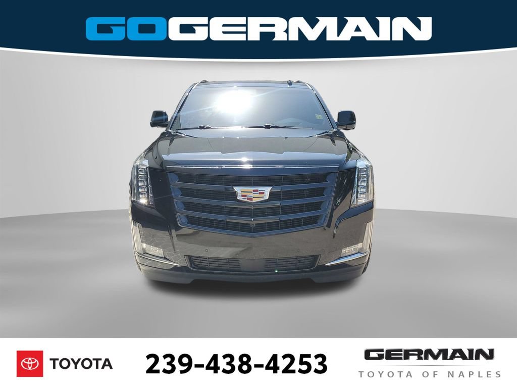 Used 2016 Cadillac Escalade Premium AWD/4WD image 2