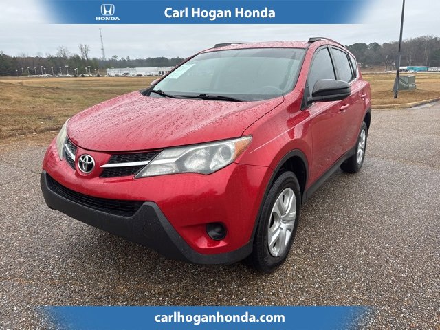 Used 2015 Toyota RAV4 LE image 1
