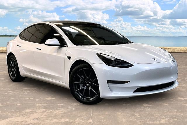 Used 2021 Tesla Model 3 Long Range image 1