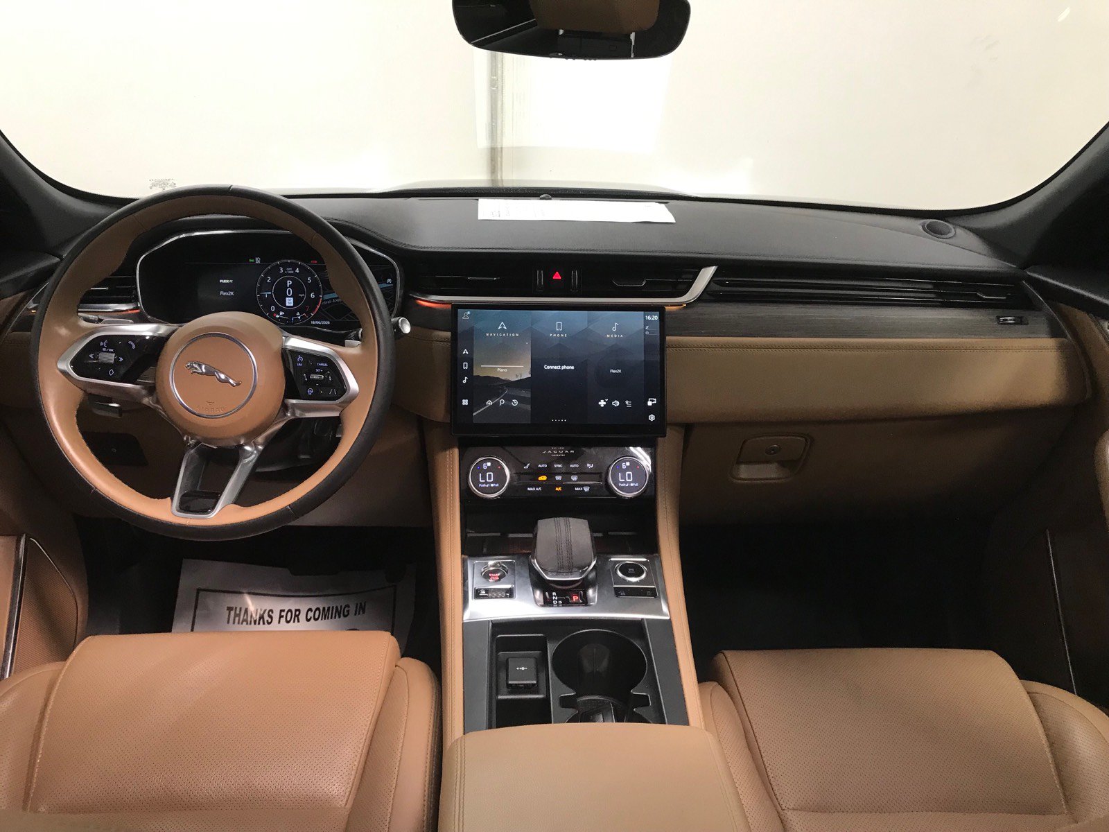 Used 2023 Jaguar F-PACE S AWD/4WD image 19
