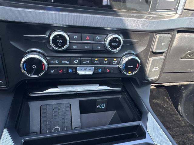 Used 2025 Ford F250 Platinum AWD/4WD image 15
