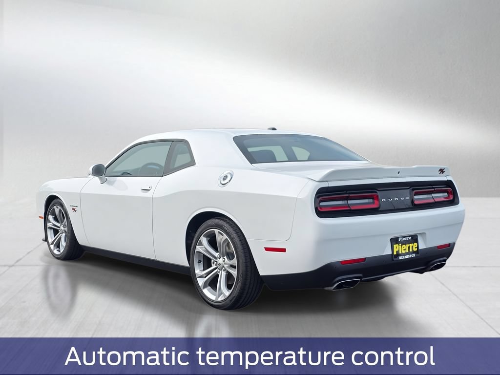 Used 2021 Dodge Challenger R/T RWD image 4