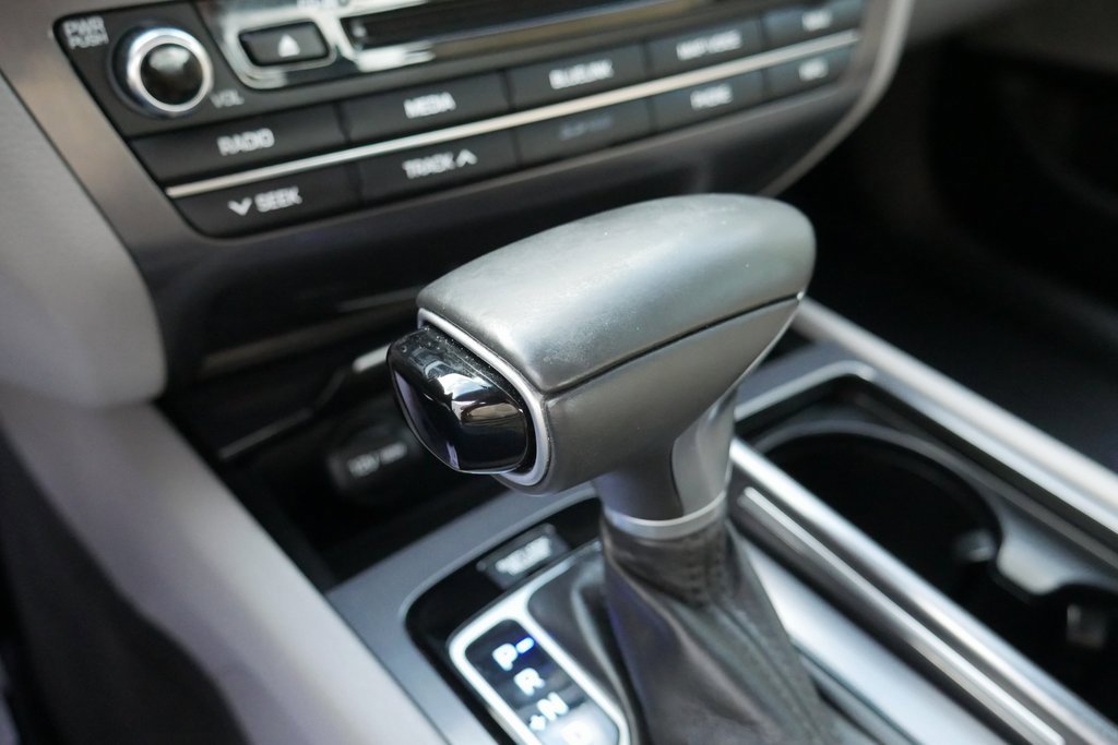 Used 2018 Genesis G80 3.8 image 20