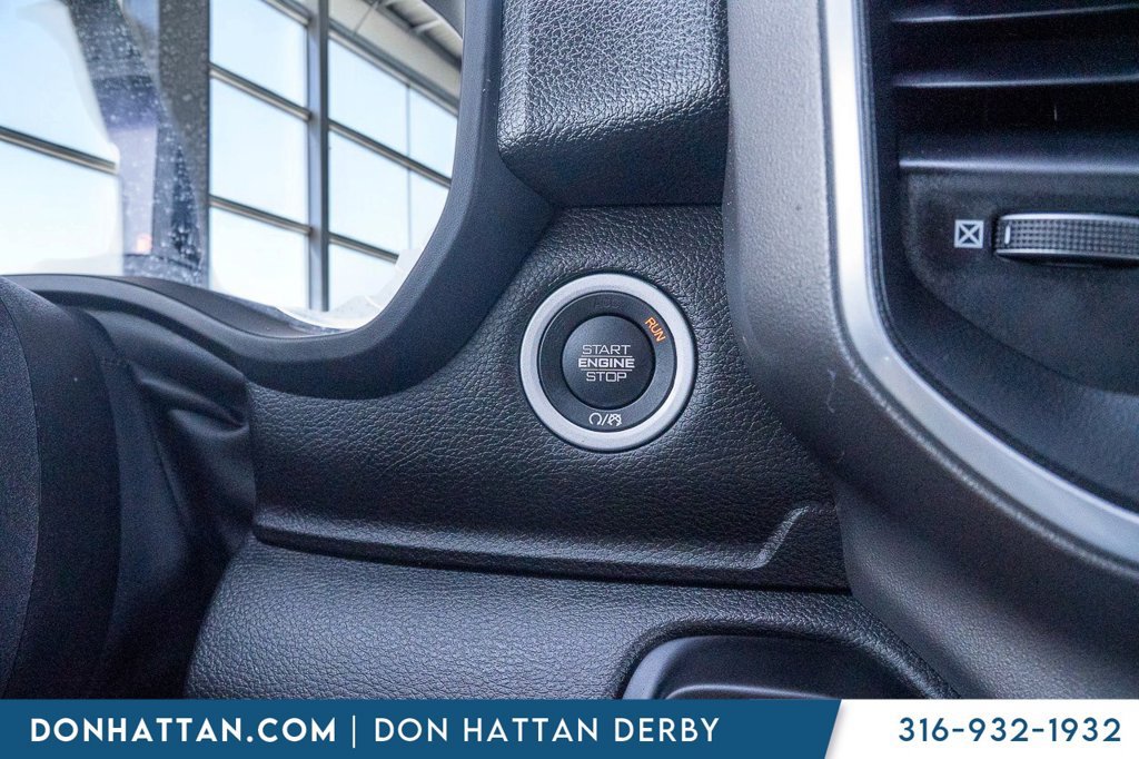 Used 2022 RAM 1500 Big Horn AWD/4WD image 10
