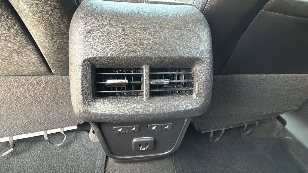 Used 2019 Chevrolet Equinox Premier FWD image 35
