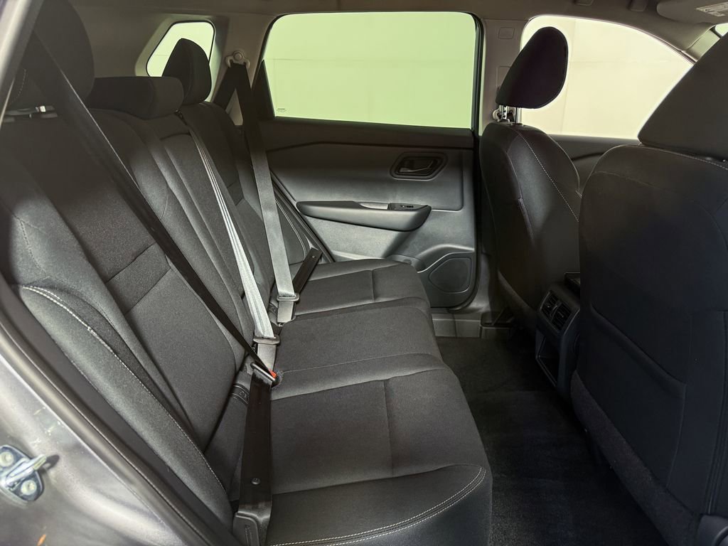 Certified 2025 Nissan Rogue S image 32