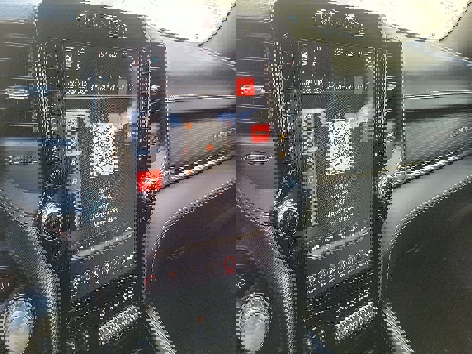 Used 2019 RAM 1500 Limited image 21