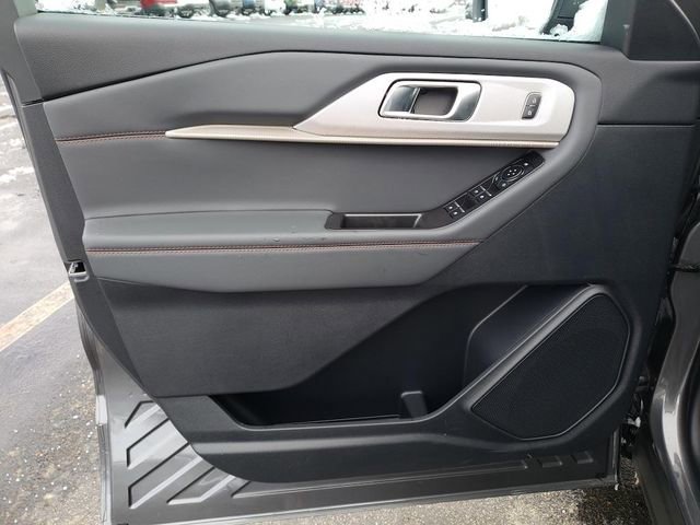 New 2026 Ford Explorer Active image 19