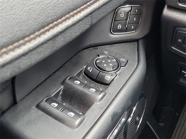 Used 2019 Ford Expedition Max Platinum image 34