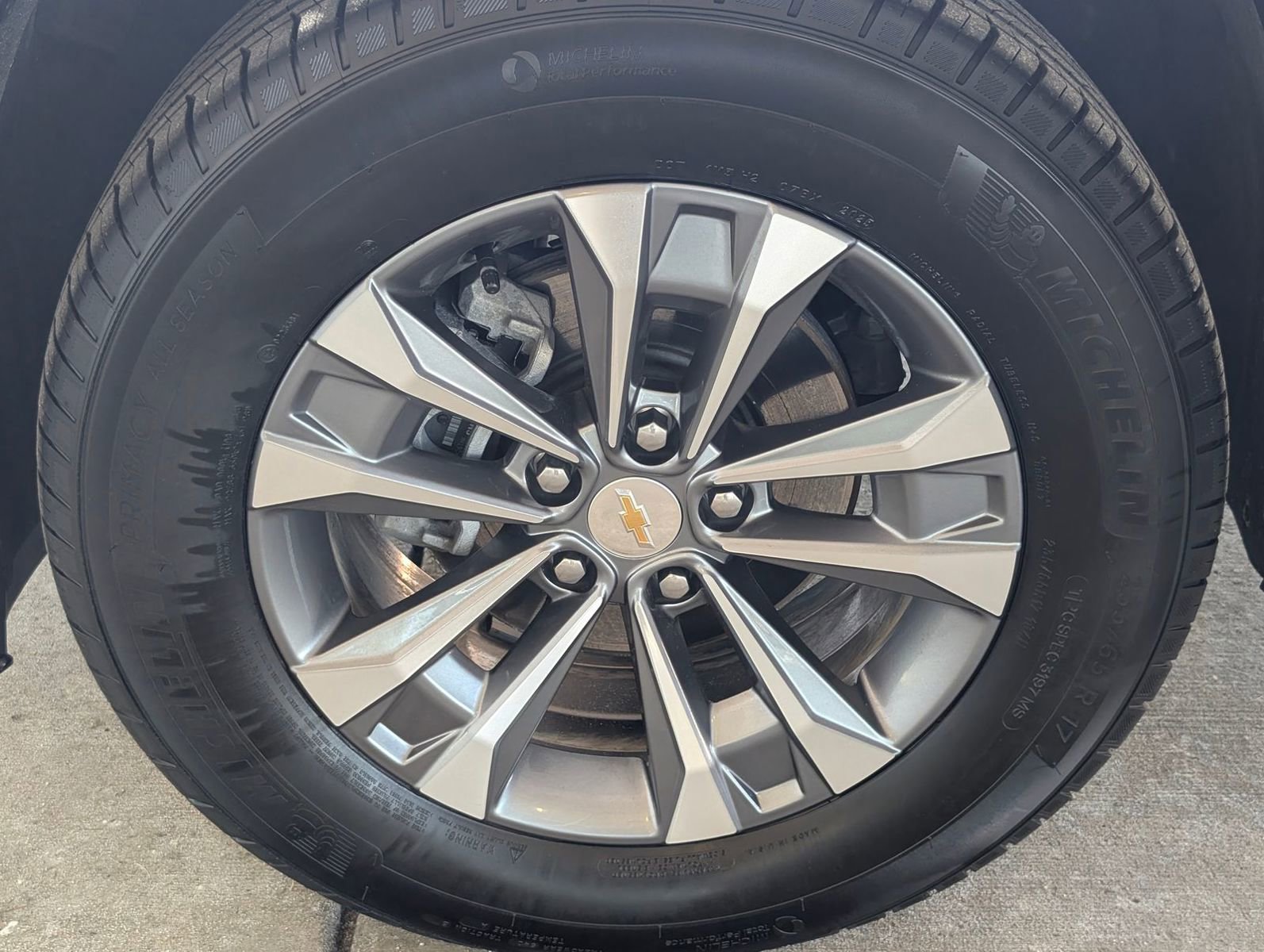 Certified 2026 Chevrolet Equinox LT w/ Convenience Package II image 38