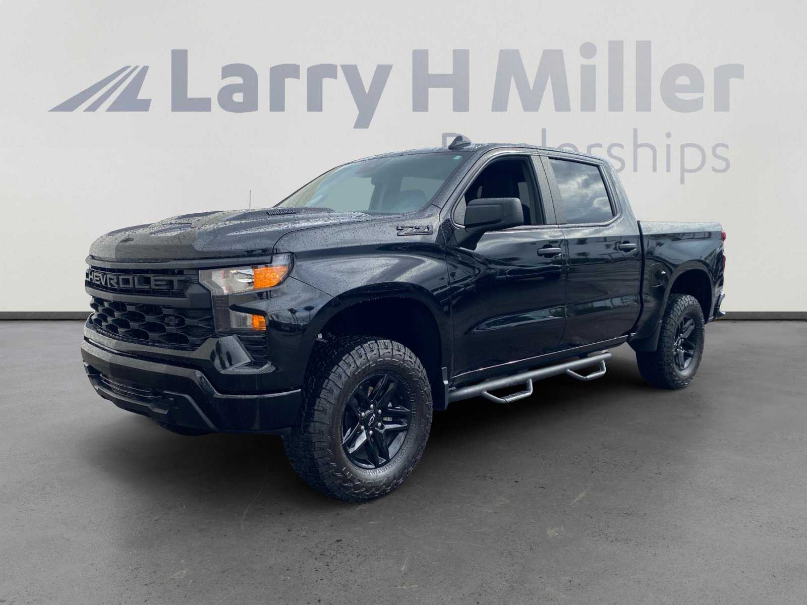 Used 2025 Chevrolet Silverado 1500 Custom Trail Boss w/ Midnight Edition