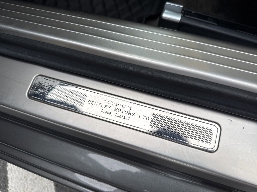 Used 2014 Bentley Flying Spur W12 image 17