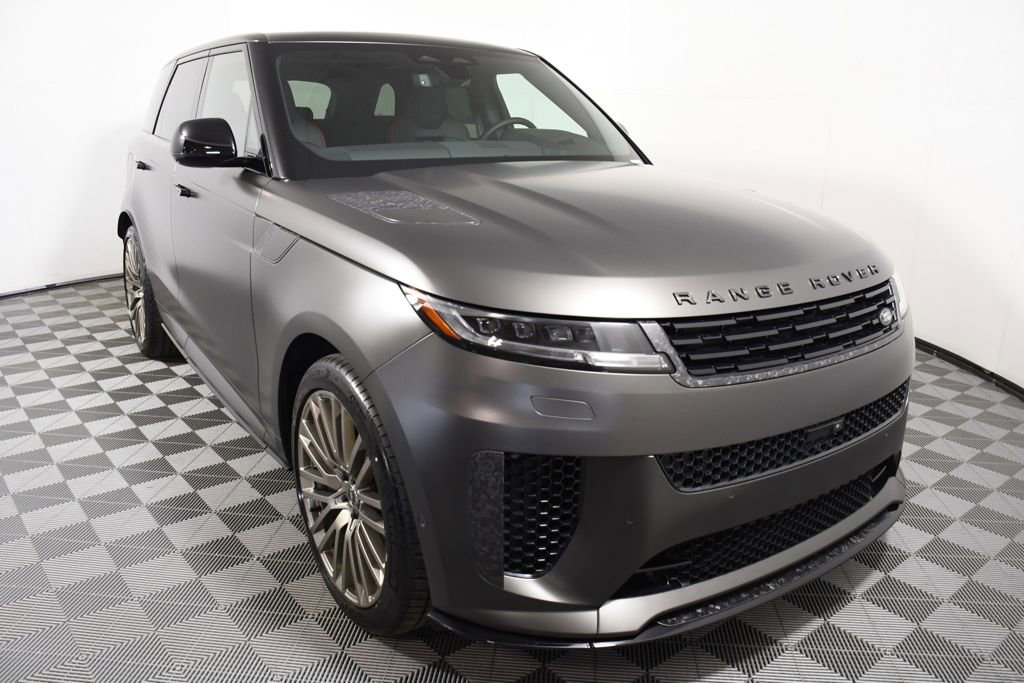 Used 2025 Land Rover Range Rover Sport SV Edition Two image 9