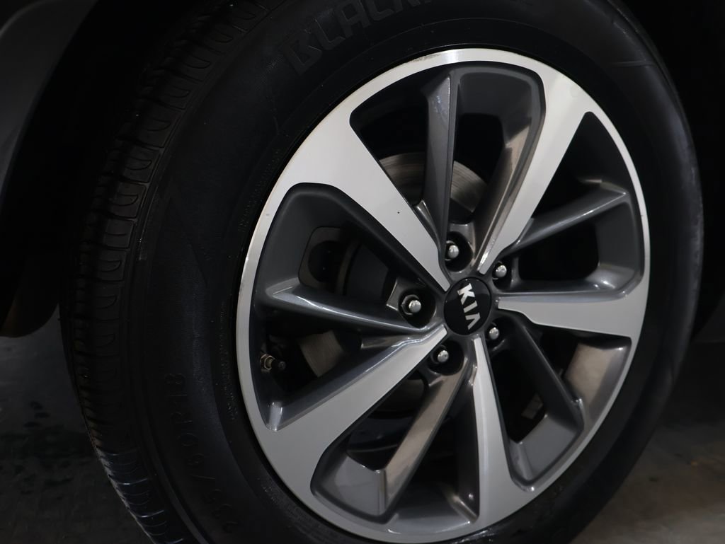 Used 2019 Kia Sorento EX image 30