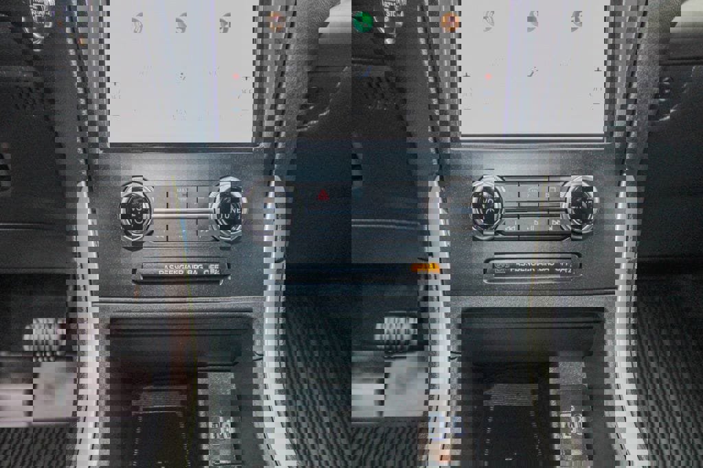 Used 2024 Ford Edge SEL w/ Convenience Package image 26