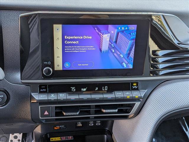 Used 2026 Toyota Camry SE w/ Convenience Package FWD image 13