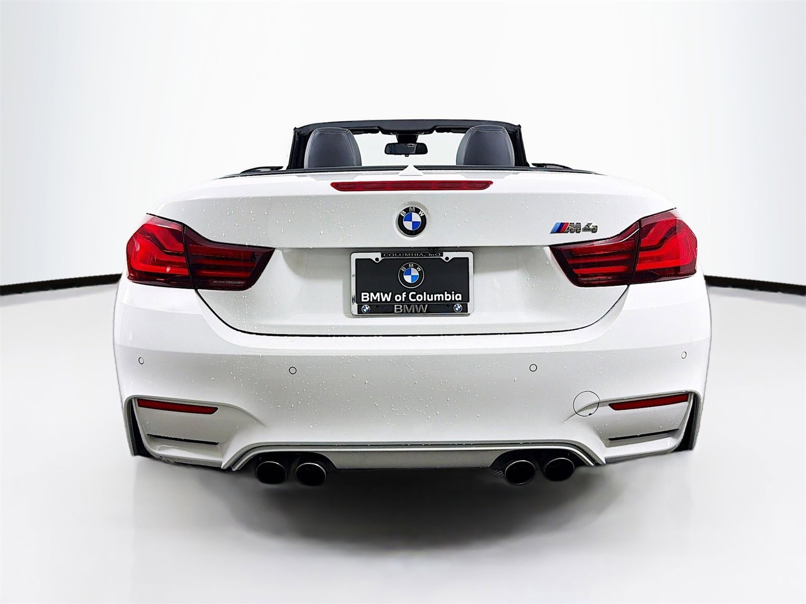 Used 2020 BMW M4 Convertible image 6
